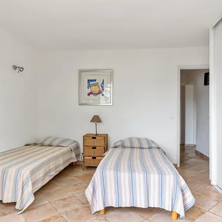 Maison De 4 Chambres A Vecchio A 400 M De La Plage Avec Vue Sur La Mer Jardin Amenage Et Wifi Casa de Férias *