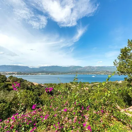 Maison De 4 Chambres A Vecchio A 400 M De La Plage Avec Vue Sur La Mer Jardin Amenage Et Wifi * Porto-Vecchio (Corsica)